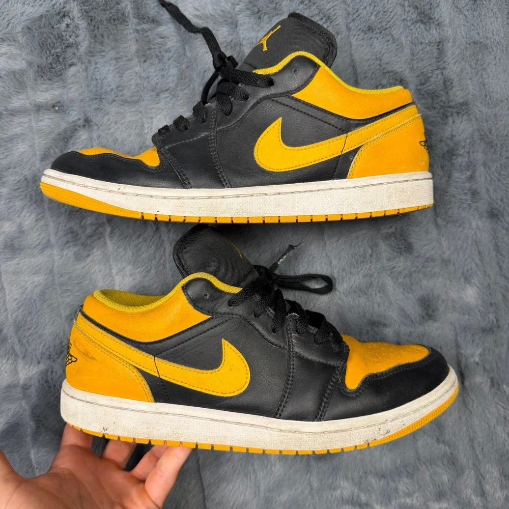 Nike Air Jordan 1 Low Yellow Ochre Black White 553558-072 Mens 10 Sneaker